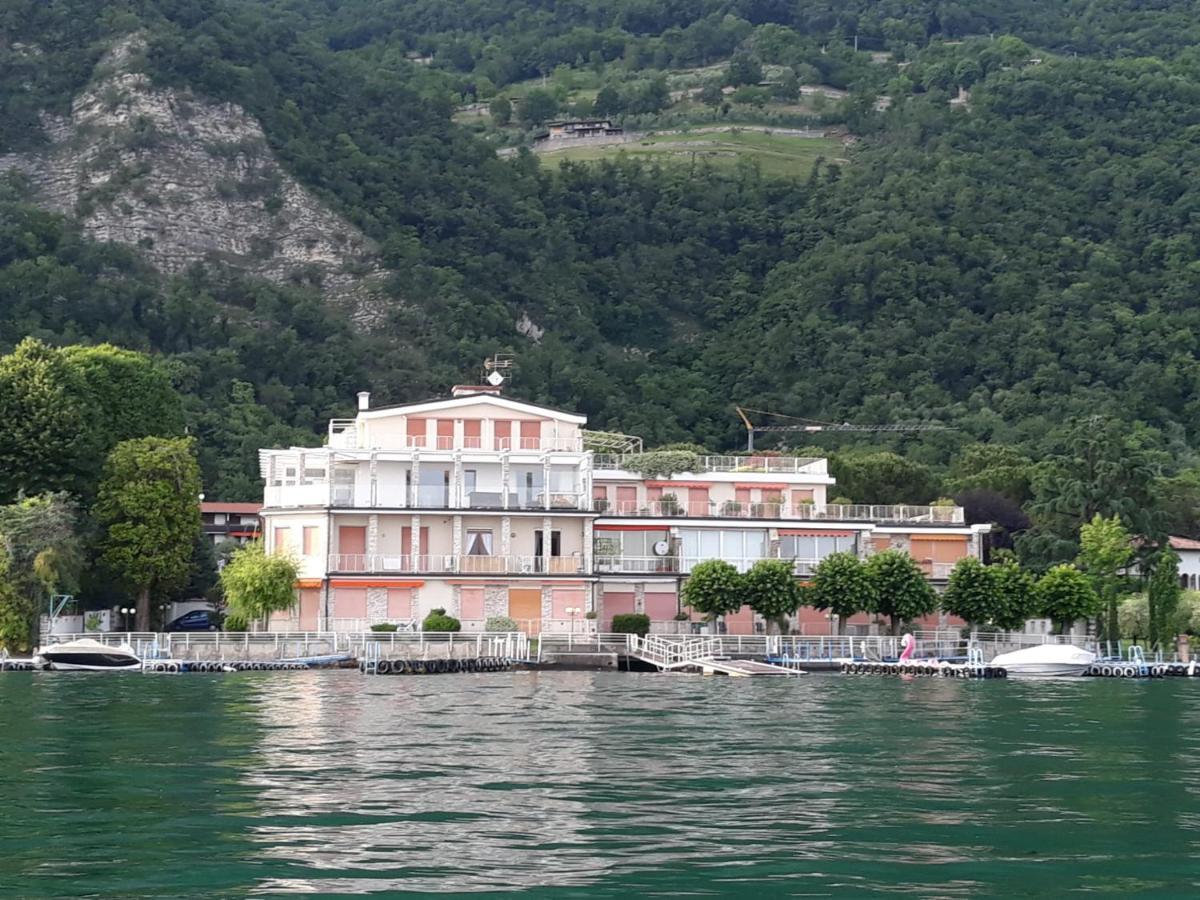 La Finestra "Sul Lago" Predore Ngoại thất bức ảnh